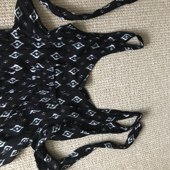Urban Outfitters Jumpsuit - Picture 3 of 7